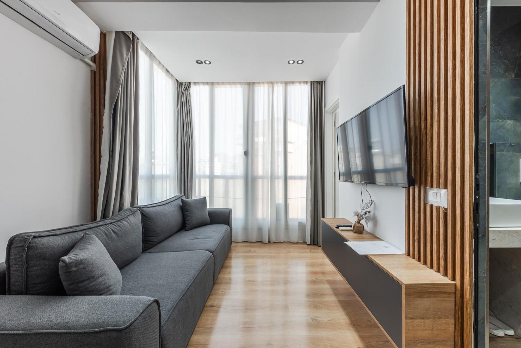 Atelier Apartments By Kondo Stays Tirana Exterior foto